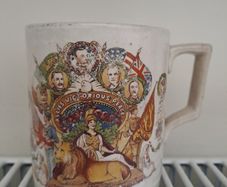 Commemorative mug 1919 end of WW1