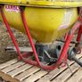 Fertiliser spreader Image 5