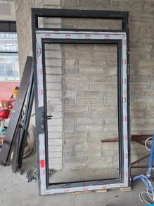 aluminium door with frame