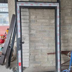 aluminium door with frame