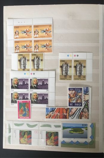 1970-1990s Ireland Used and Mint in Blue 32 page 16 leave Stamp Stockbook