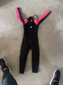 6-7 wetsuit