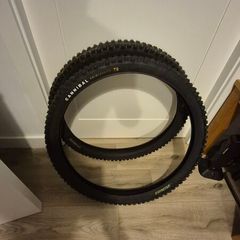 Mtb downhill tyres 1pc 27.5 x2.4 new/  1pc 29x2.4