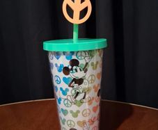 Band New: Disneyland California Fab Mickey Mouse Peace Sign Reusable Water / Drink Cup
