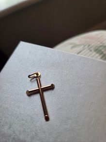 gold cross pendant