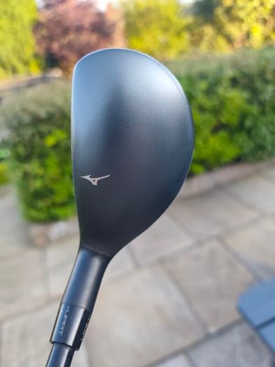 Mizuno 4 hybrid