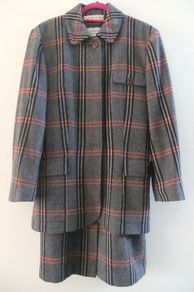 Henry White Vintage Lambs Wool Jacket & Skirt. UK12