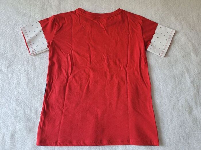 Kid's Christmas T-shirt, size: 12 years