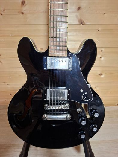 Epiphone ES-339 Black with Hard Case Excellent Guitar