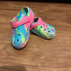 Girl shoes