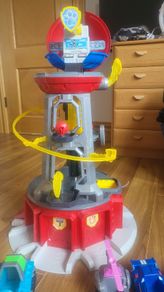 Paw Patrol Mighty Lookout Tower and vehicles