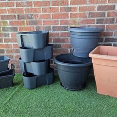 Flower pots