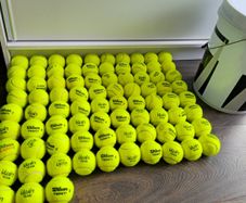 80 tennis balls