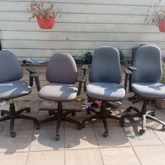 office chairs free to go