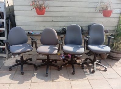 office chairs free to go