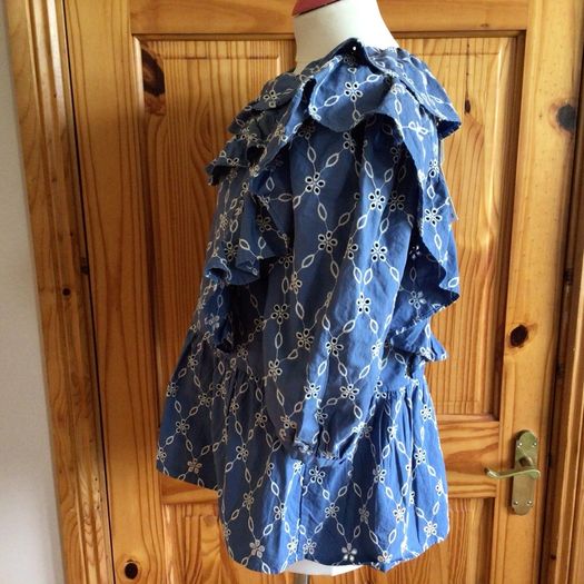 BNWTS Zara Ladies Blue and White Cotton top blouse size XL Uk 16 postage included