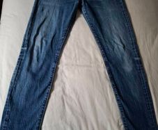 Levis 512 W32 L34