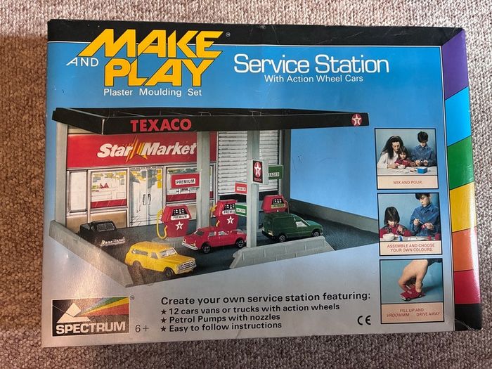 Make and play Texaco set