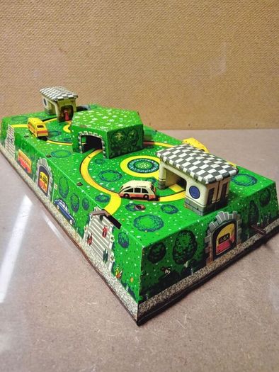 Vintage Russian wind up  Tin Toy  - Town - City