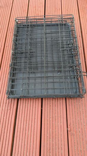 Dog Crate (medium size dog)