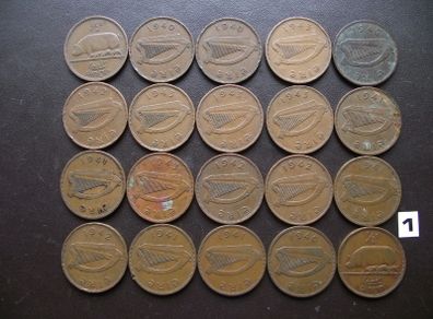 20 Irish half pennies (1940-1946)