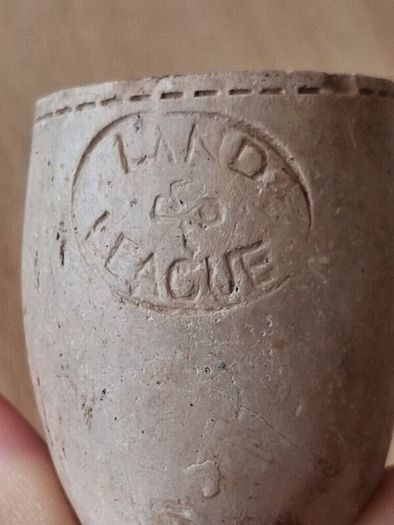 Lot of vintage clay pipe bowls