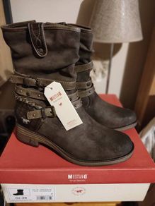 Mustang boots