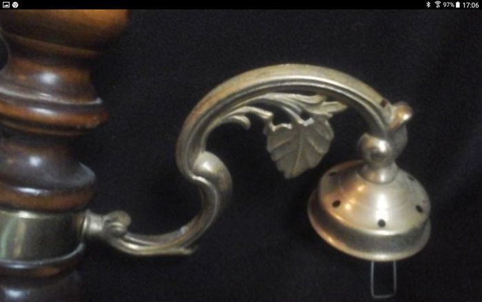 Ceiling light