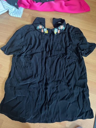 Brand new oasis black silk crepe top embroidered collar