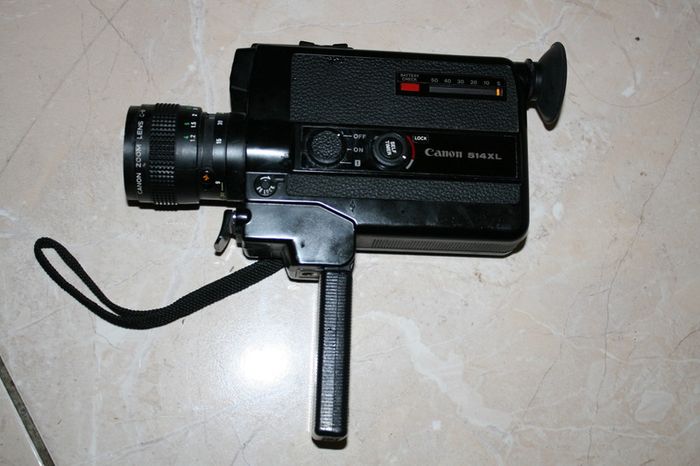 Vintage Canon Canosound 514XL 8mm Film Camera