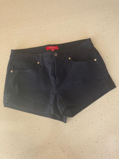 ladies Guess shorts