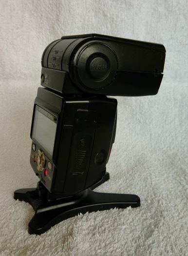 Nikon SB800 Speedlight