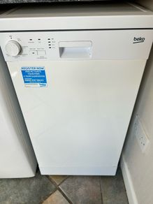 Very good condition second hand45cm Slimline Dishwasher Nordemende DW49WH
