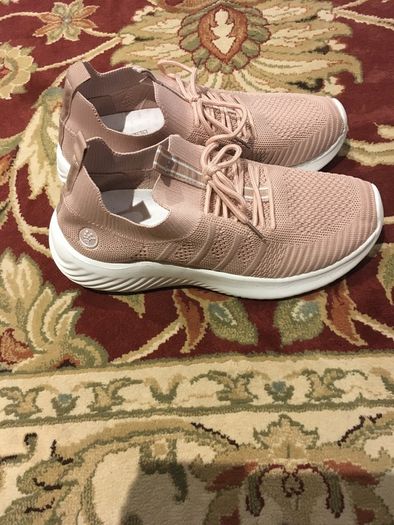 Trainers size UE-41, UK-7
