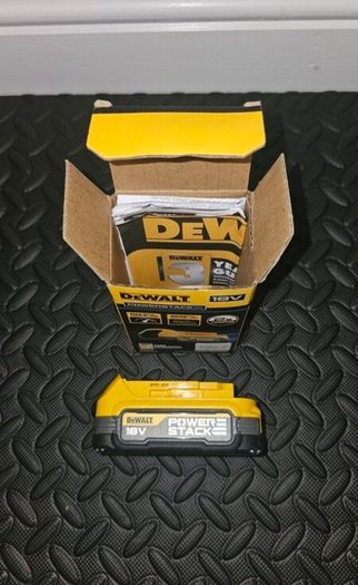 DeWalt DCF887 18V XR Impact Driver, 1.7Ah Powerstack, Charger & Tstak case