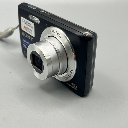 Sony Cyber-shot DSC-W520 14.1 MP Digital Camera - Black - Full Kit
