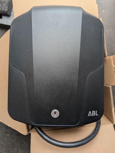 EV charger for sale, ABL eMH1 7.4 kW and WHEMH10 mounting plate.