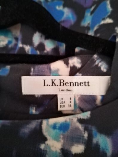 Ladies Dresses 8/10