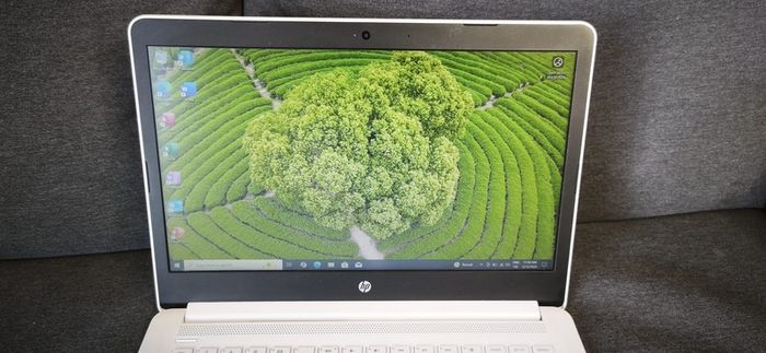 HP 14 -bp0xx laptop excellent condition