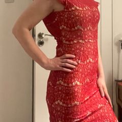 Beautiful raspberry red dress from rococo