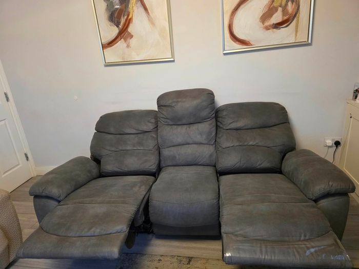 3 seater electric recliner