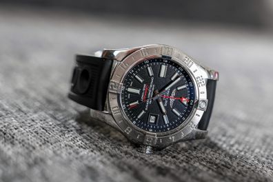 Breitling Avenger II GMT