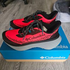 Columbia trekking shoes
