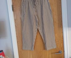 Ladies  Trousers.  S. XL.  New - No Tag.
