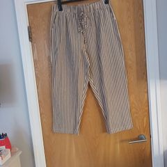 Ladies  Trousers.  S. XL.  New - No Tag.