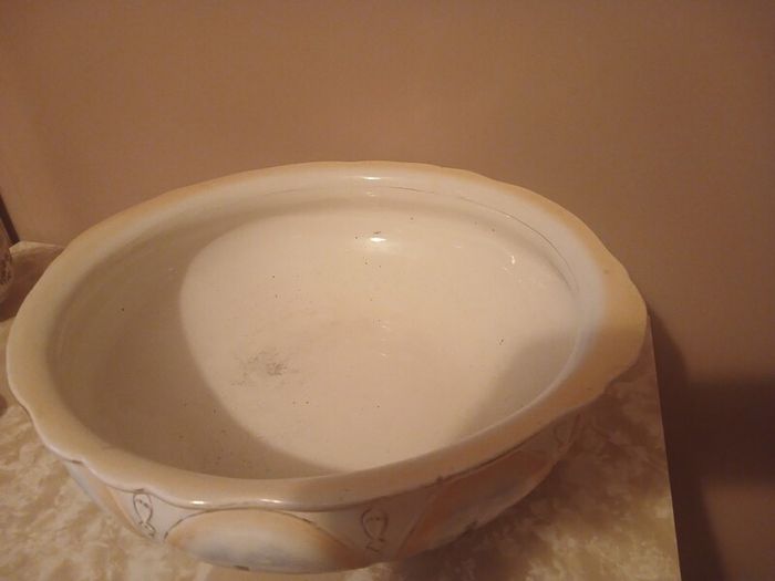 vintage bowl basin