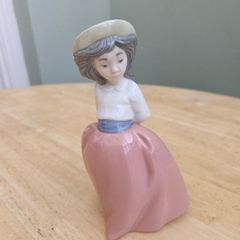 Small Nao By Lladro Figurine