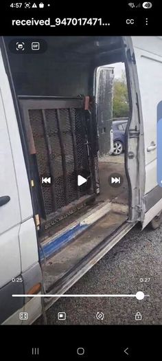 Van lift or wheelchair lift