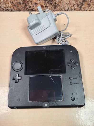 Nintendo 2ds Console Black Blue With Charger