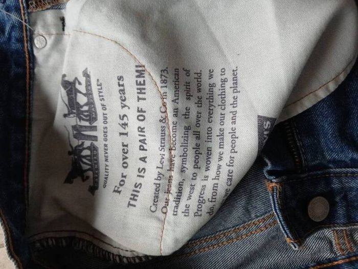 New 505  straight leg men's levis jeans 34x29
